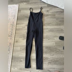 Aritzia Wilfred Free jumpsuit size small